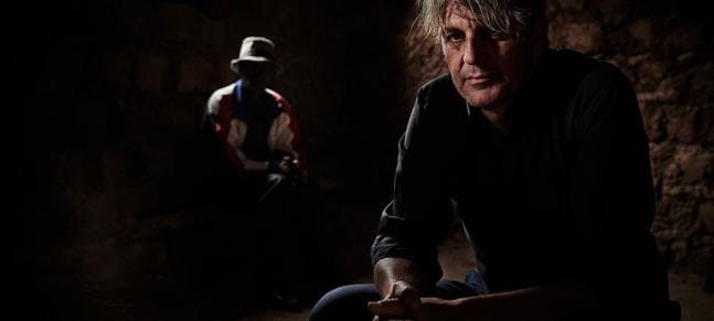 Mario GoossensMario Goossens van Triggerfinger haalt Canvas' documentairereeks 'Paradise City' met live-muziek naar Het Depot! ​​