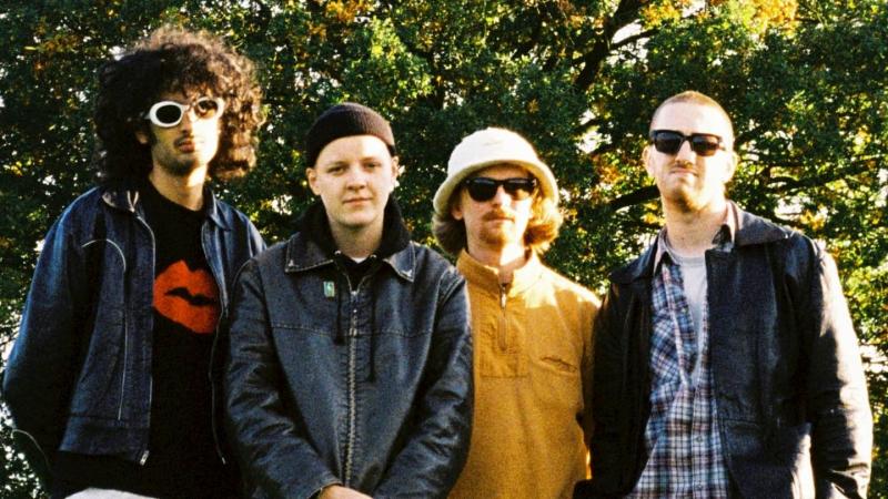Support act: plonki